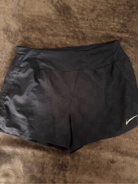 Nike Women’s navy blue Performance Running Shorts
